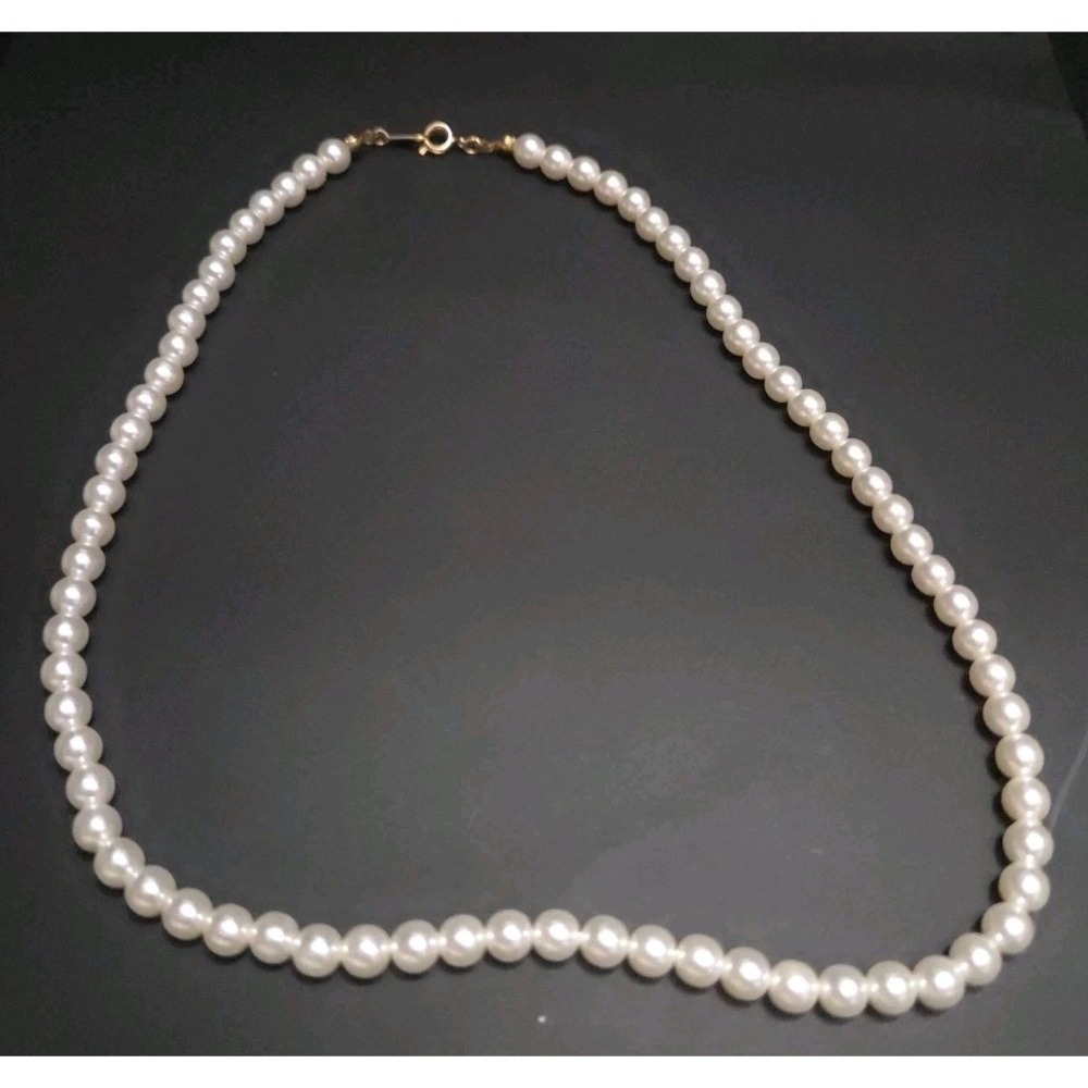 Vintage Glass Pearl Necklace 18" Grannycore Classic Mid-Century Style